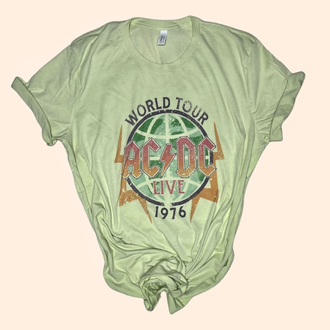 World Tour 1976 Graphic T-shirt ( Vintage Feel ) Band Tee